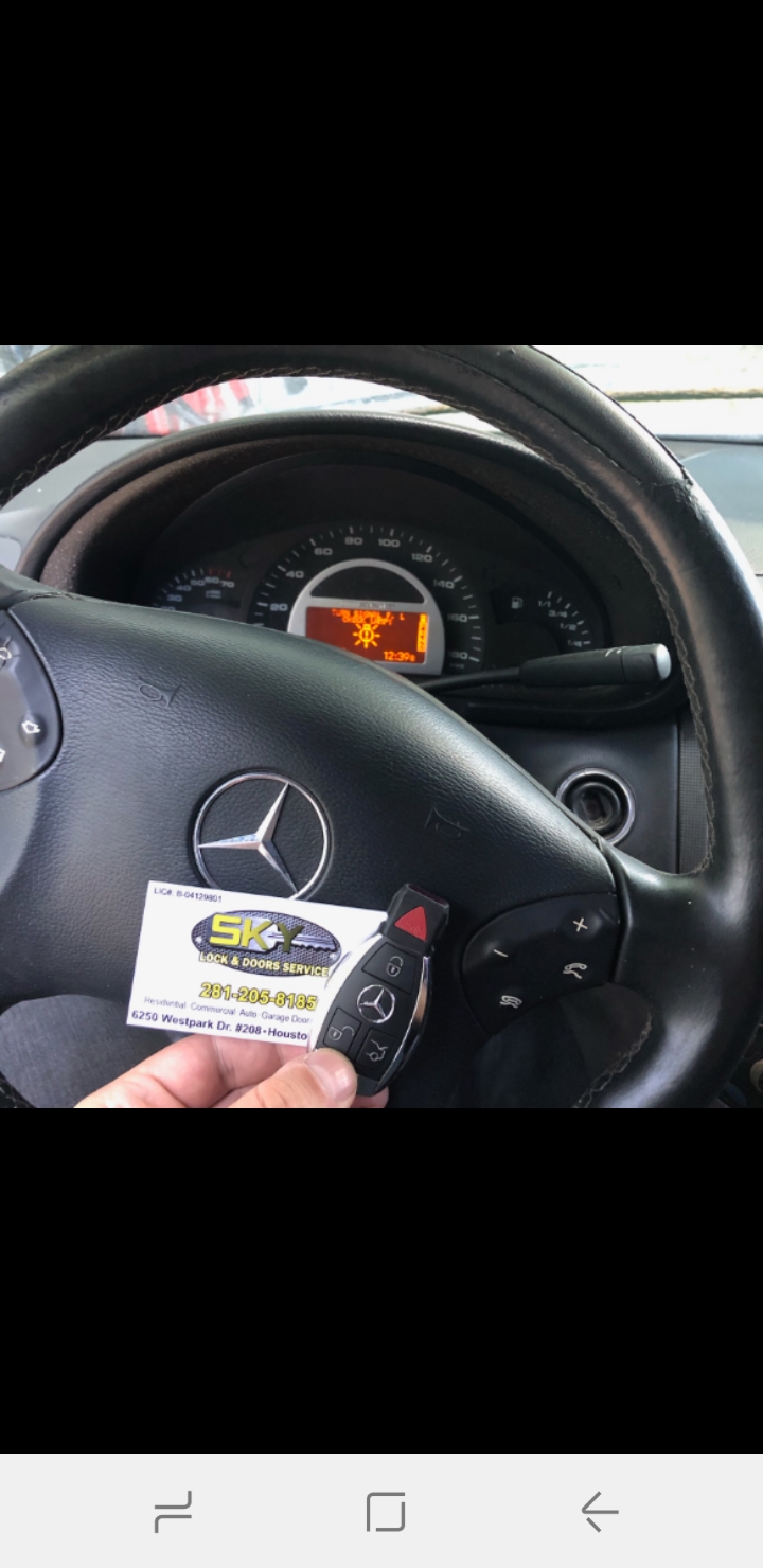 Mercedes Benz Sugarland Service >> Mercedes Benz Key Replacement Sugar Land Texas Sky Lock Mercedes Benz Sugarland Service >> Mercedes Benz Key Replacement Sugar Land Texas Sky Lock