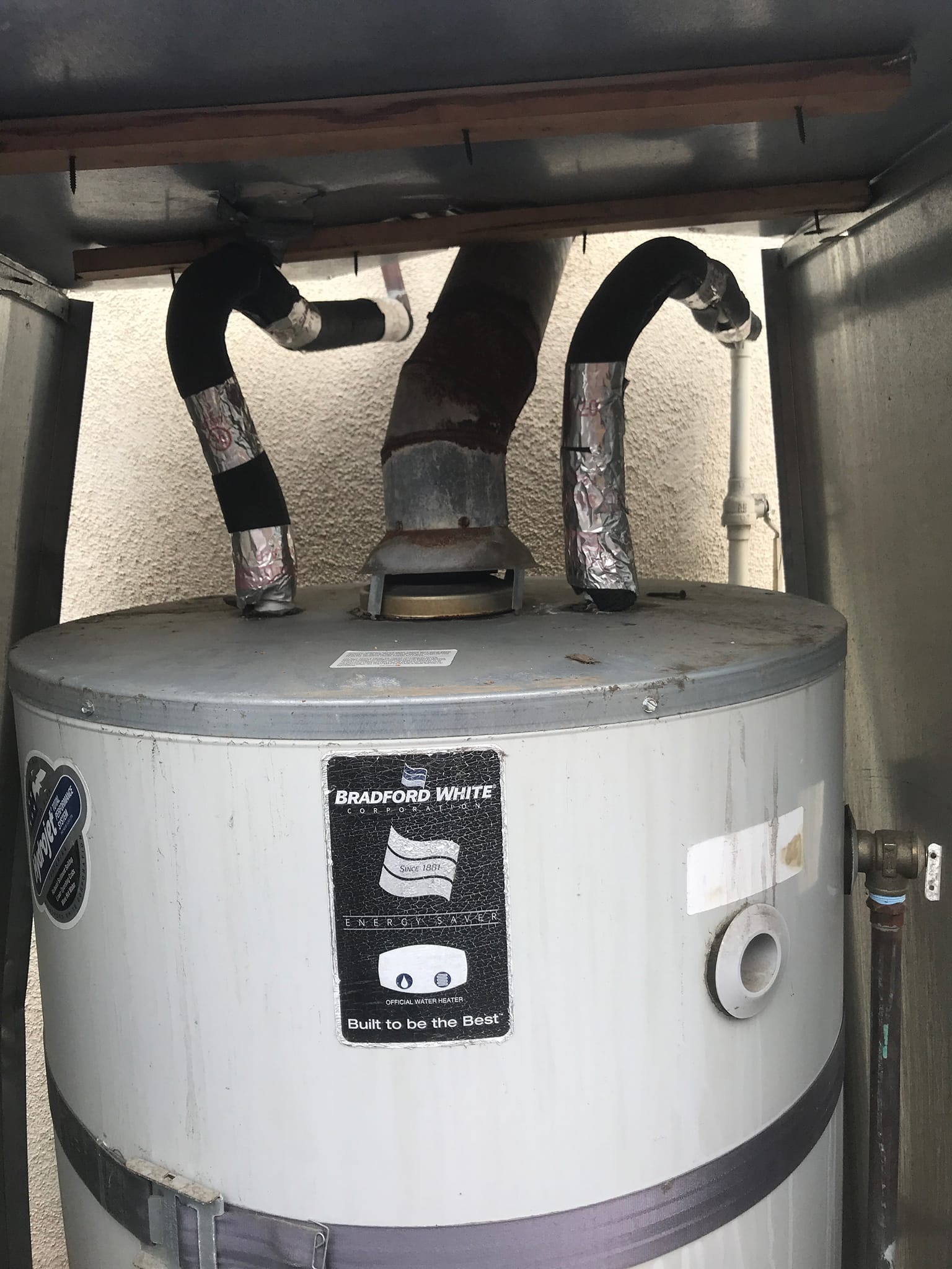 Leaking Water heater in Fallbrook, CA ASAP Drain Guys & Plumbing