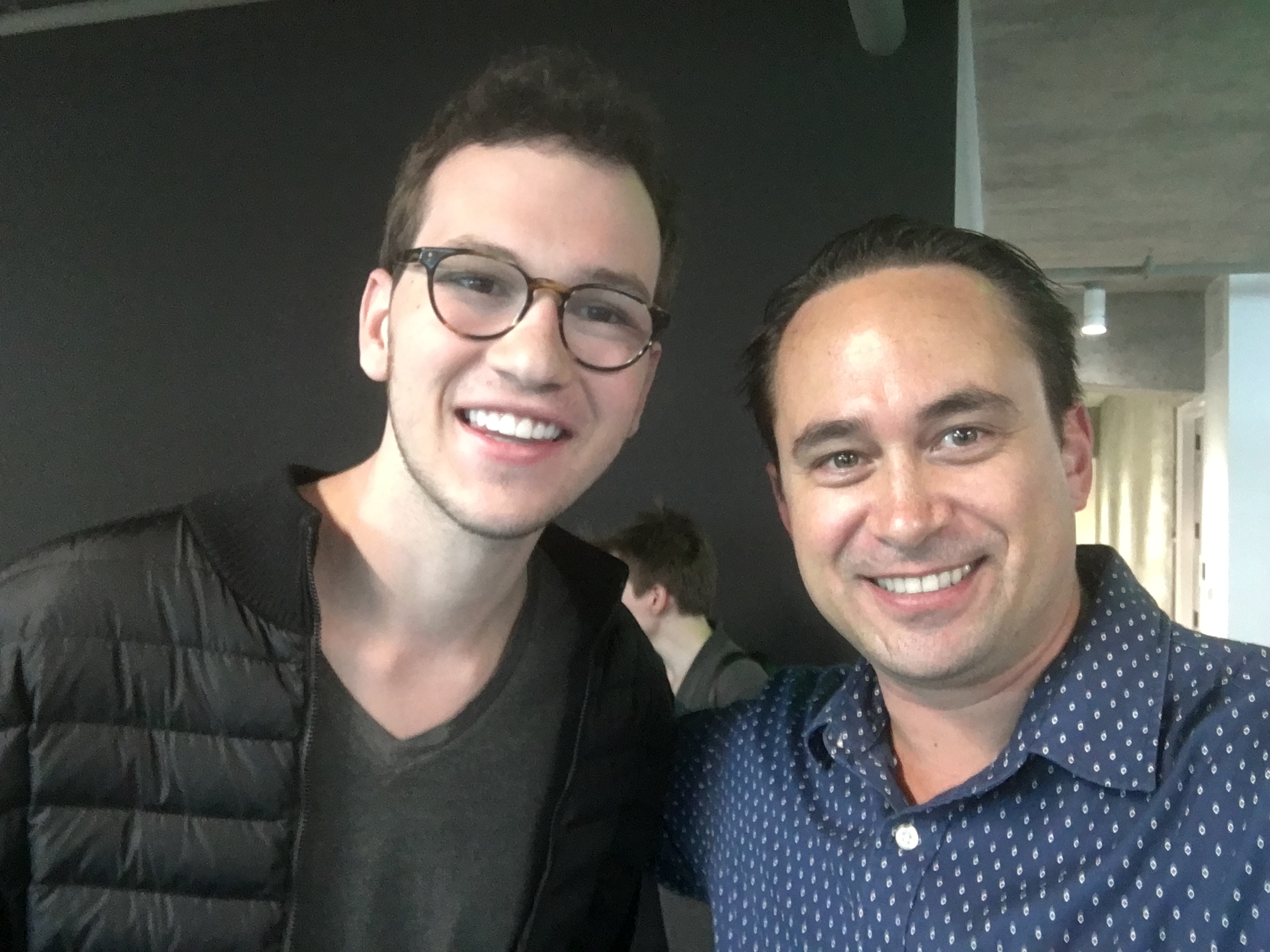 Henrique Dubugras, Hoala Greevy selfie
