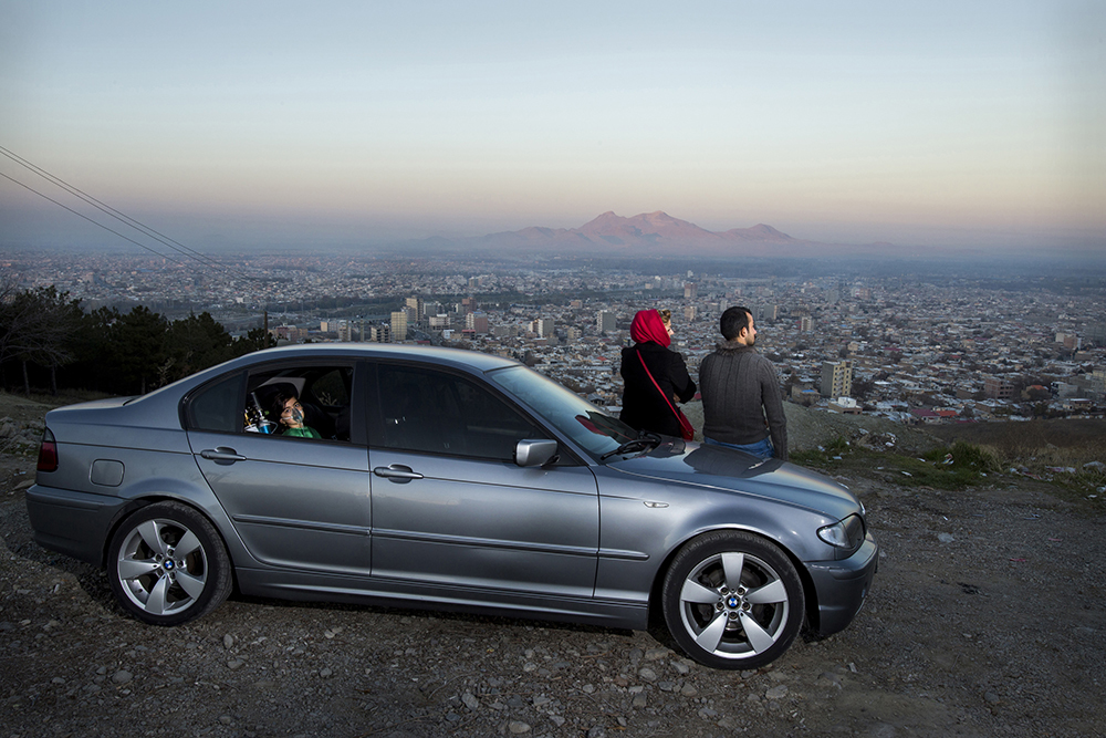 The sky is low International Photo Awards