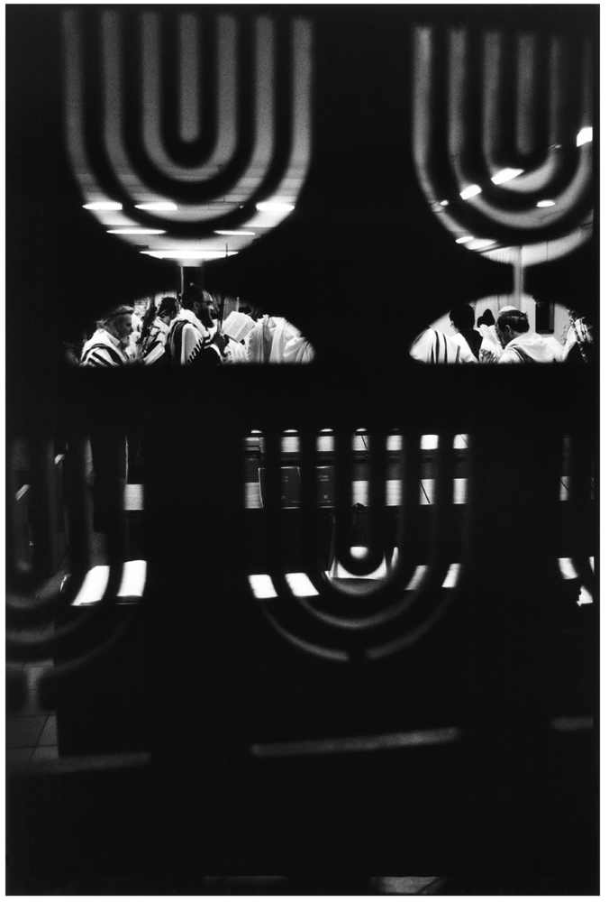 MEHITZA. Seen by women | International Photo Awards