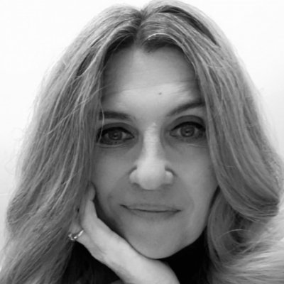 Gervaise Calos - Glow Old With Me - Farmasi Beauty Influencer