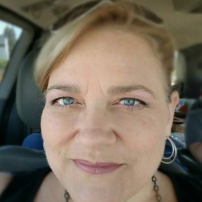 Lori Laughlin - GelMoment Distributor