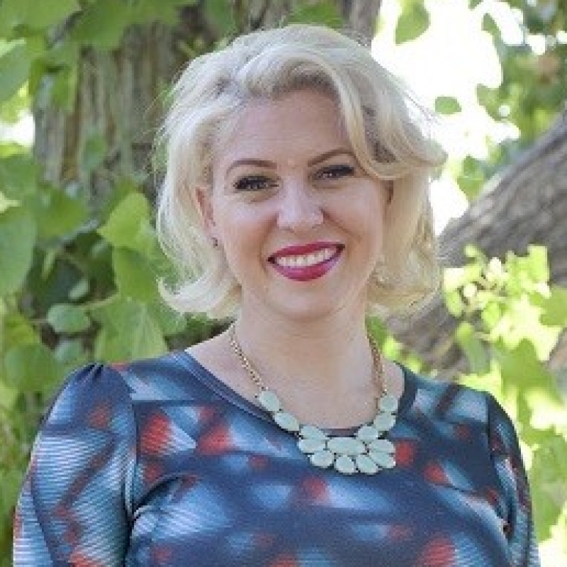 Danielle Plaster - LuLaRoe Consultant