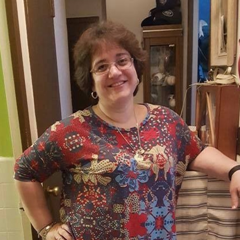 Virginia Quetell - LuLaRoe Consultant