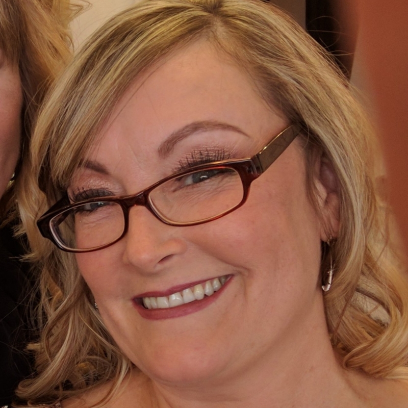 Liz  Kooy - Monat Market Partner