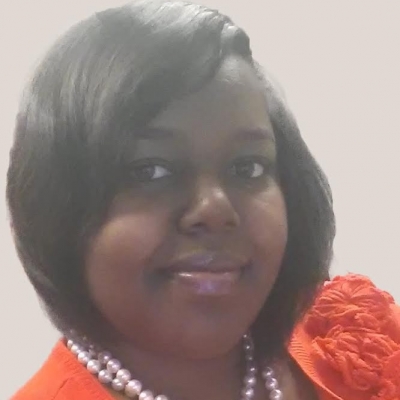 Phebe Neal - Origami Owl Designer