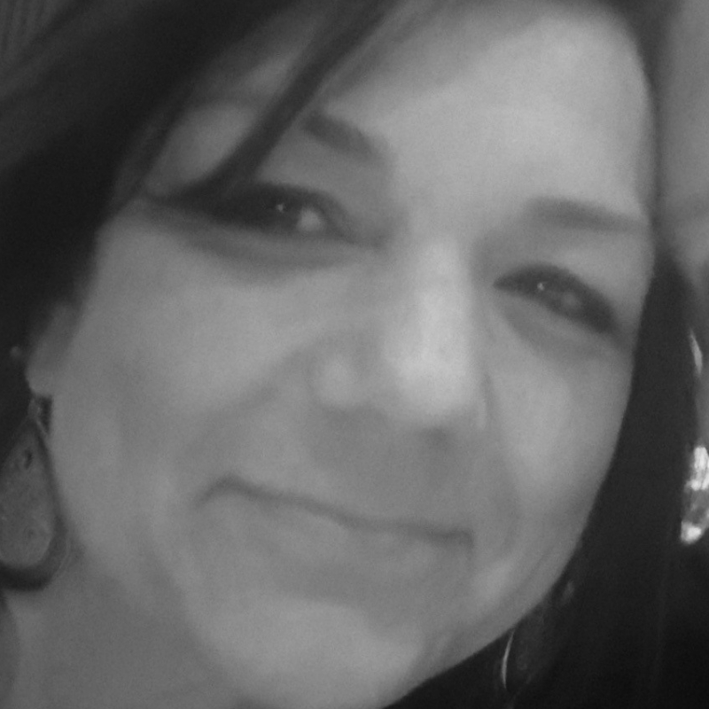 Anne White - Paparazzi Accessories Consultant