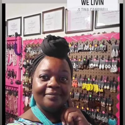 Lisa Y Robertson - Paparazzi Accessories Consultant