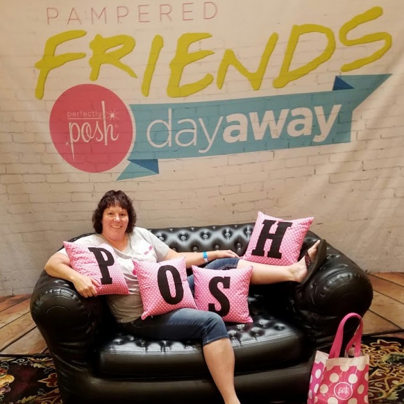 Cassie Johnston - Perfectly Posh Consultant