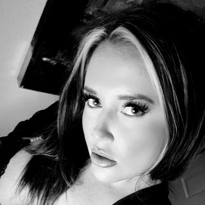 Whitney Luna - Scentsy Consultant