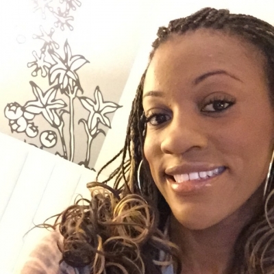 Rebecca Lisle - Tyra Beauty Consultant