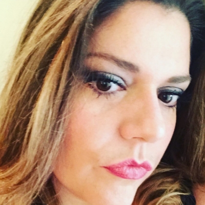 Erica Quartararo - Younique Presenter