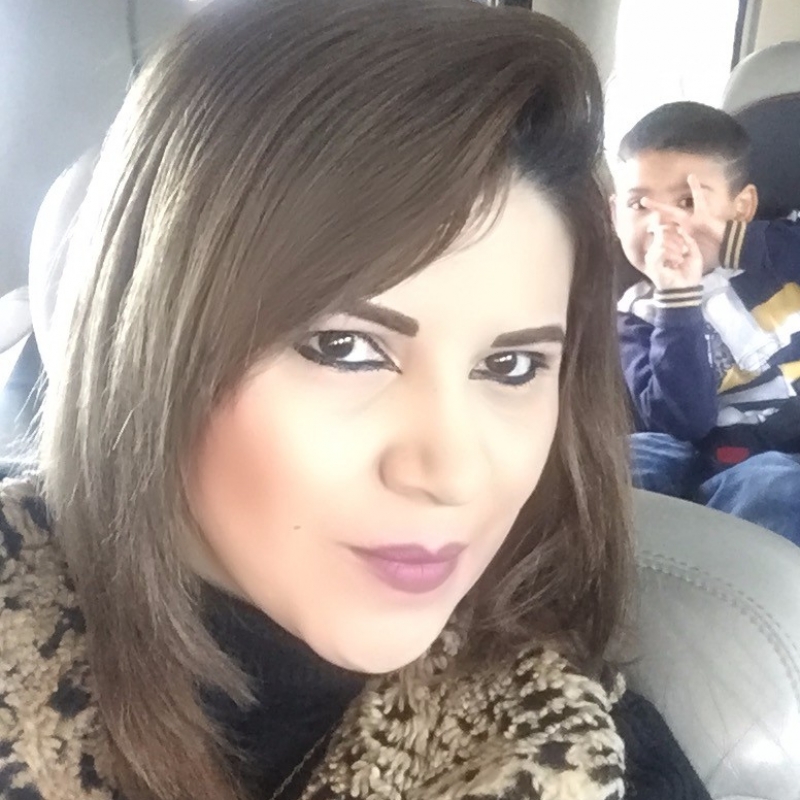 Esmeralda Rangel - Younique Presenter