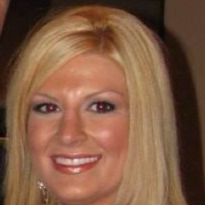 Micah Lust - Younique Presenter