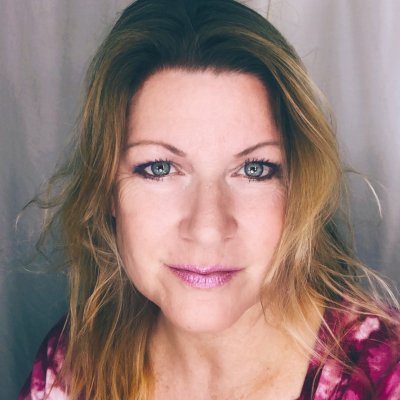 Milann Aldag - Younique Presenter