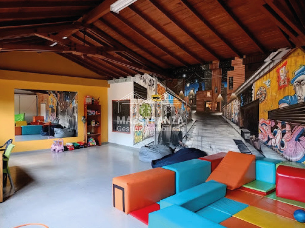 Local En Venta - Villa Hermosa, Medellín