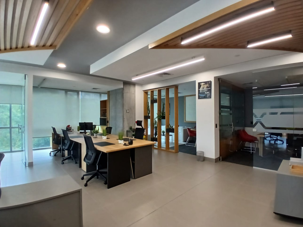 Oficina En Arriendo - Las Palmas, Medellín