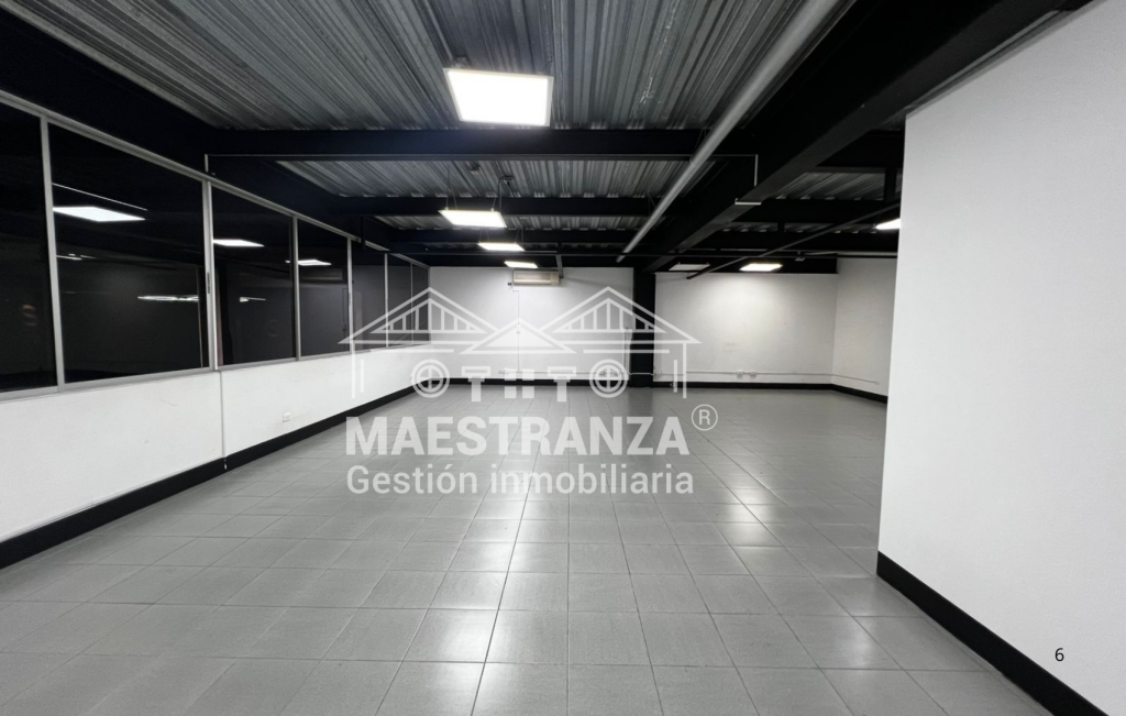 Oficina En Arriendo - Lleras, Medellín