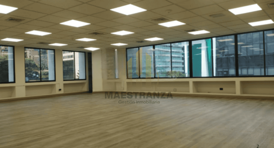 Oficina En Arriendo - Milla De Oro, Medellín
