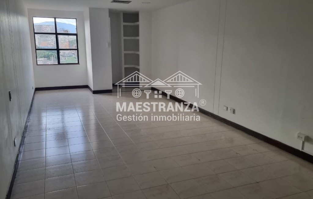 Oficina En Arriendo - Manila, Medellín