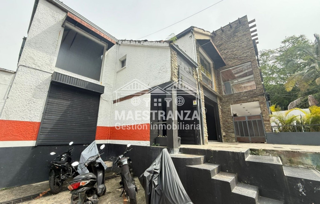 Casas Con Local En Arriendo - Lleras, Medellín