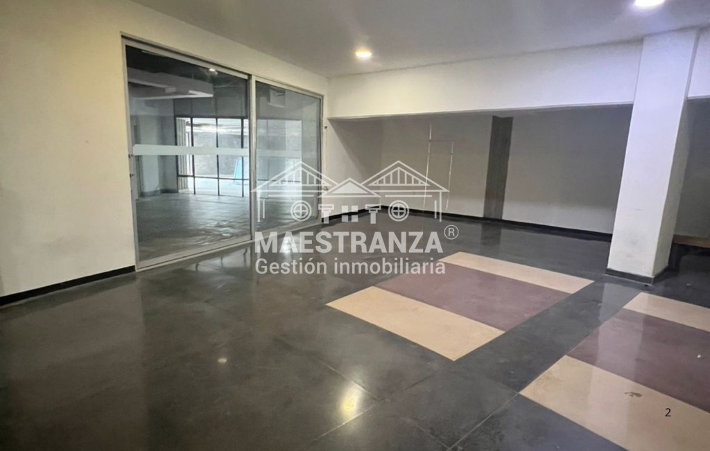 Local En Arriendo - Poblado, Medellín