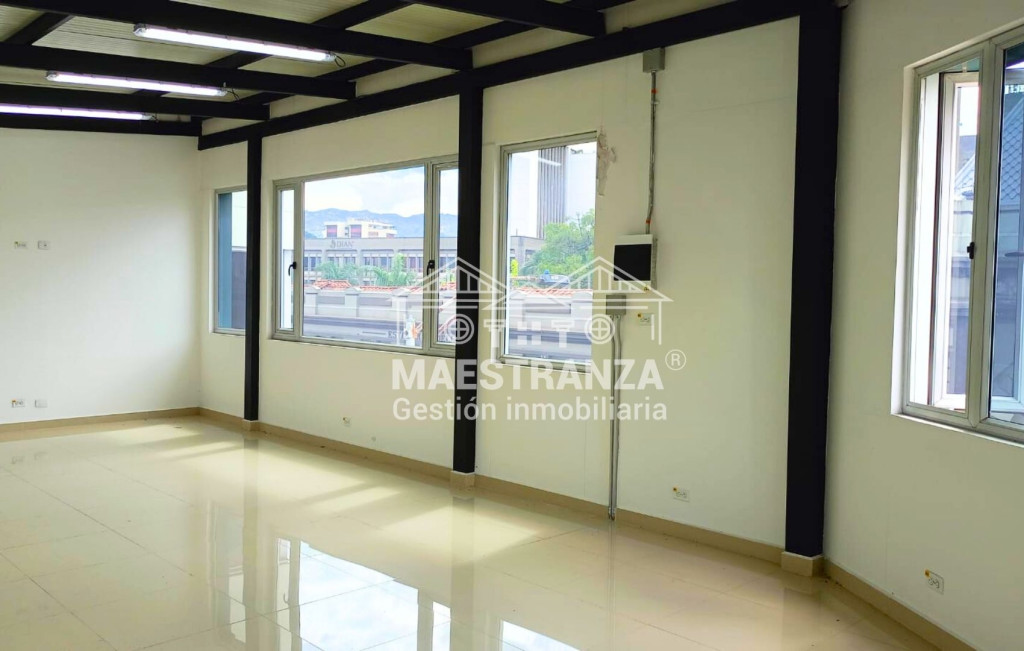 Oficina En Arriendo - Candelaria, Medellín