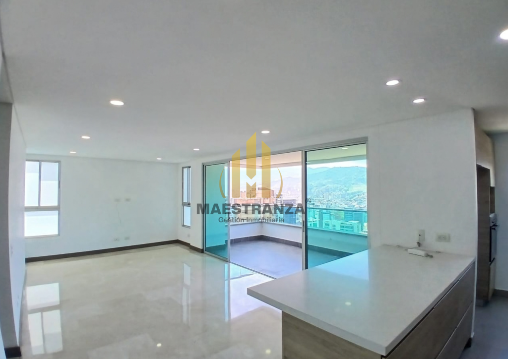 Apartamento En Arriendo - Loma De Los Parra, Medellín