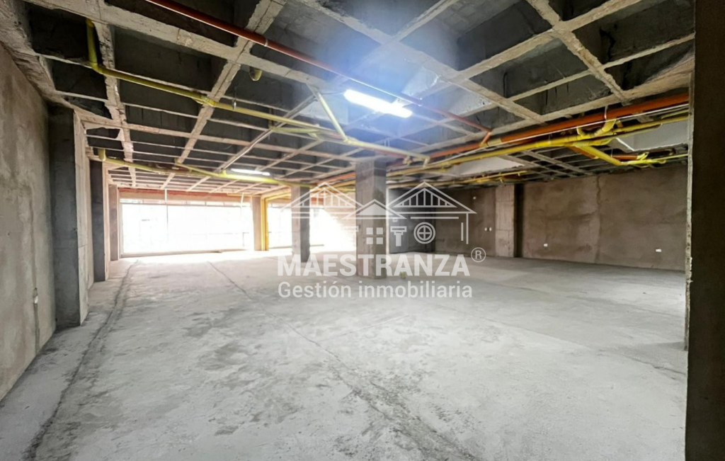 Local En Arriendo - Parque Barbosa, Barbosa