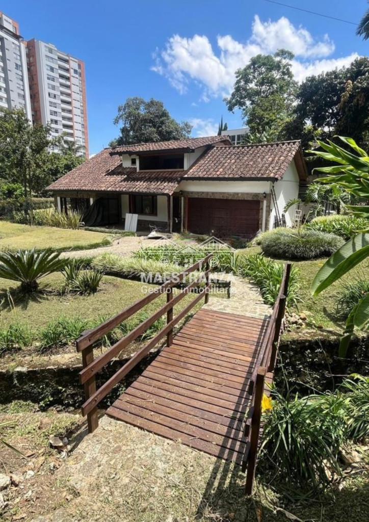 Casa En Arriendo - Loma De Las Brujas, Envigado