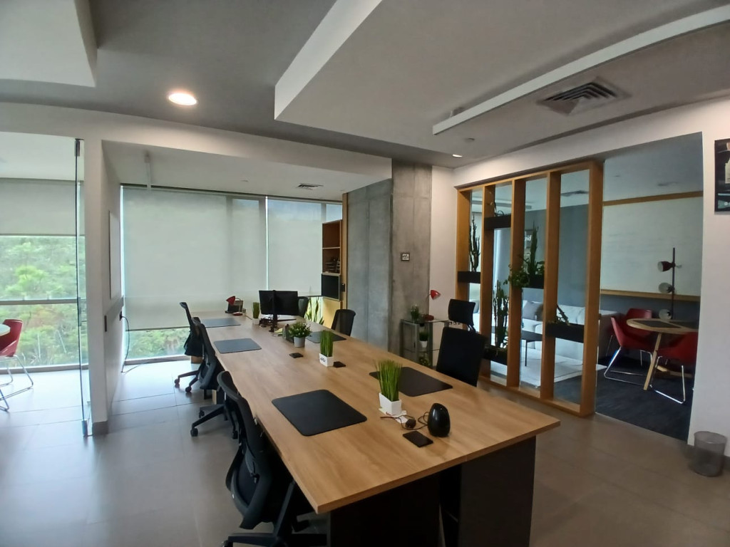 Oficina En Venta - Las Palmas, Medellín