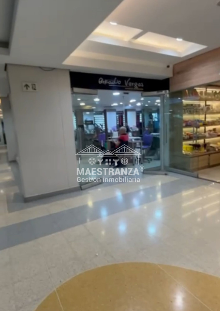 Local En Venta - Milla De Oro, Medellín