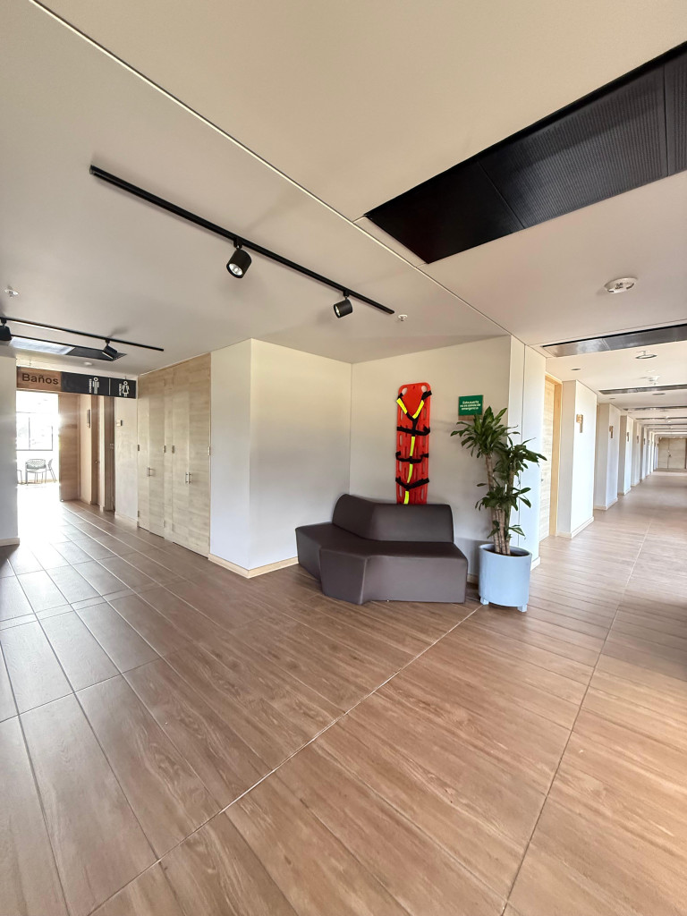 Oficina En Venta - Alto De Las Palmas, Medellín
