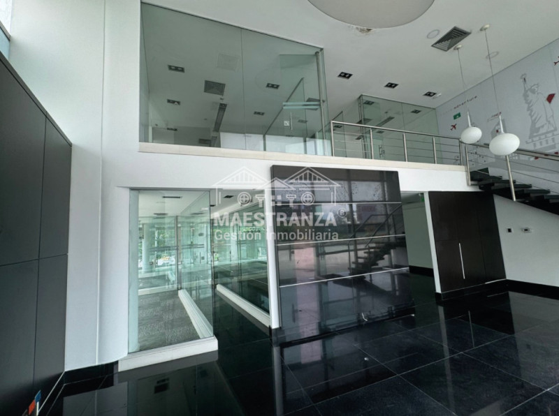 Local En Venta - El Poblado, Medellín