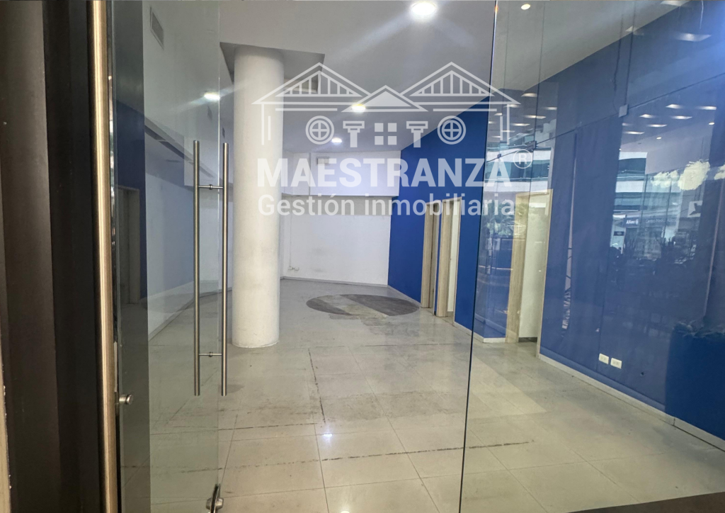 Local En Arriendo - Milla De Oro, Medellín