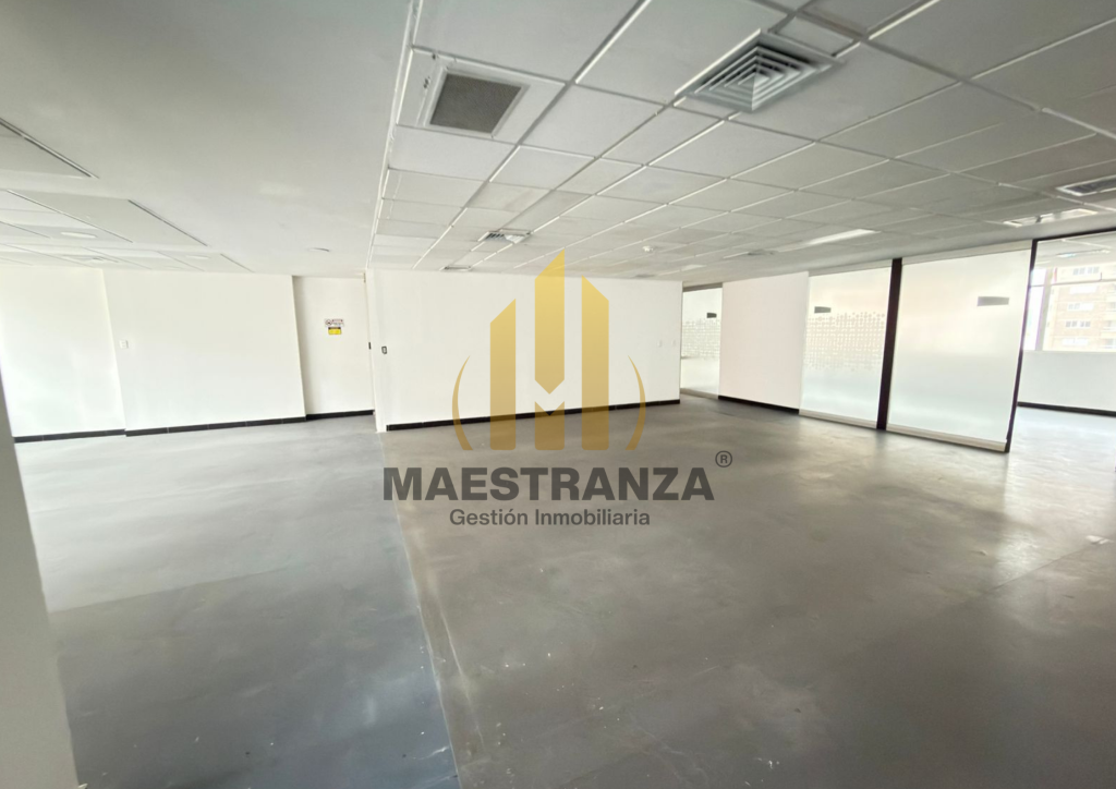 Oficina En Arriendo - El Poblado, Medellín