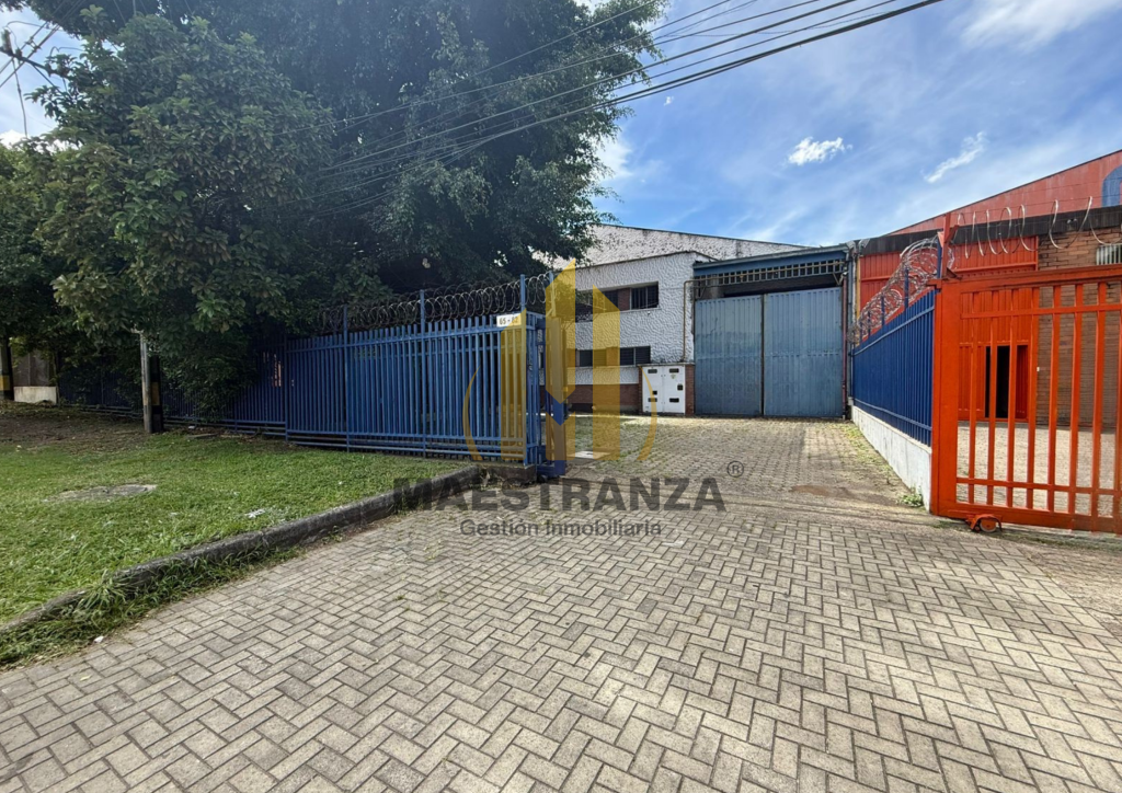Bodega En Venta - Castilla, Medellín
