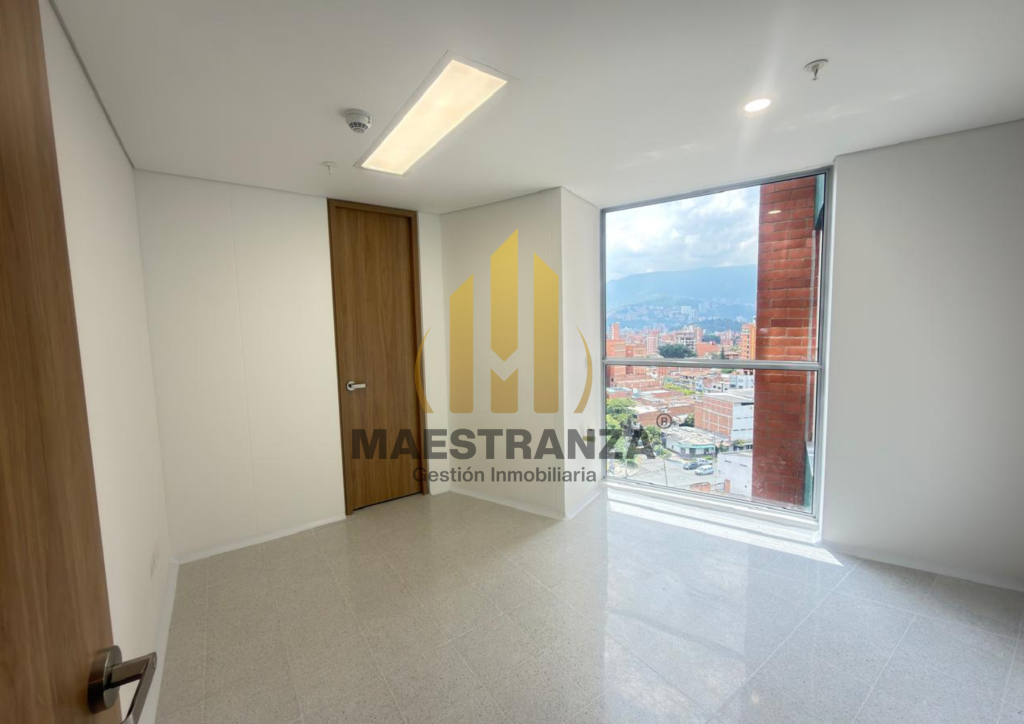 Consultorio En Arriendo - San Juan, Medellín