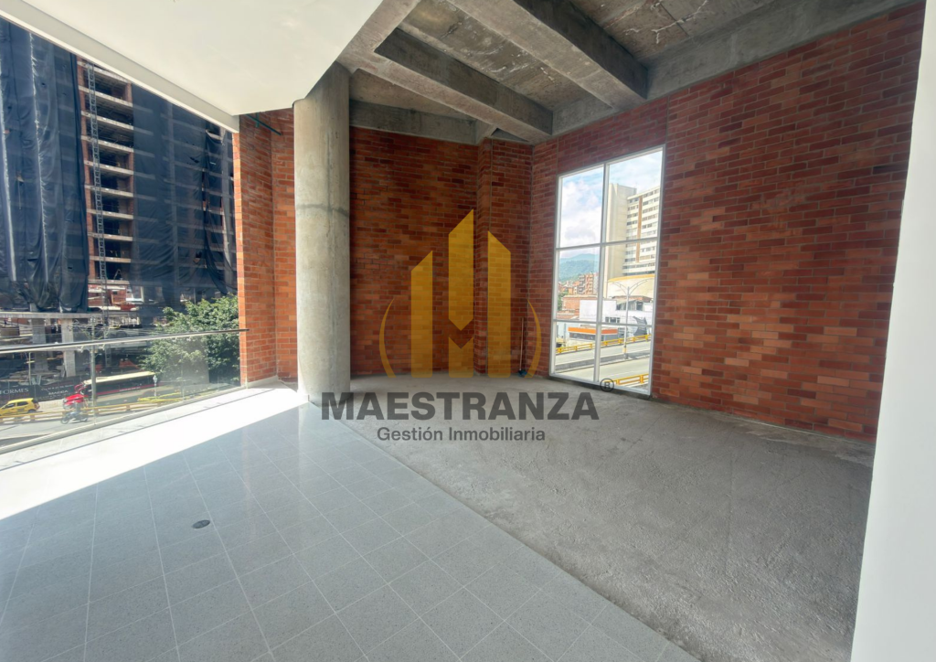 Local En Arriendo - Laureles Unicentro, Medellín