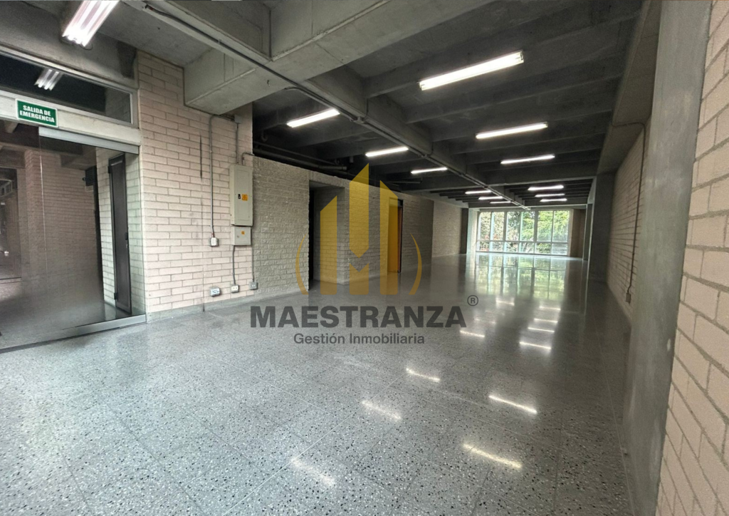 Oficina En Arriendo - Guayabal, Medellín