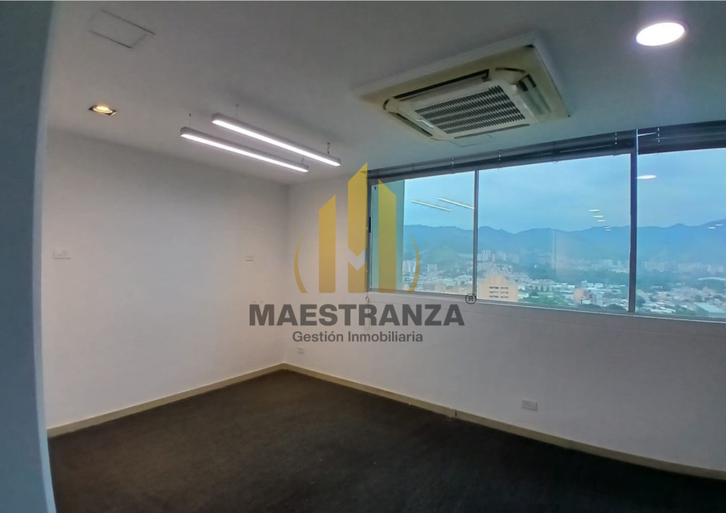Oficina En Arriendo - El Poblado, Medellín