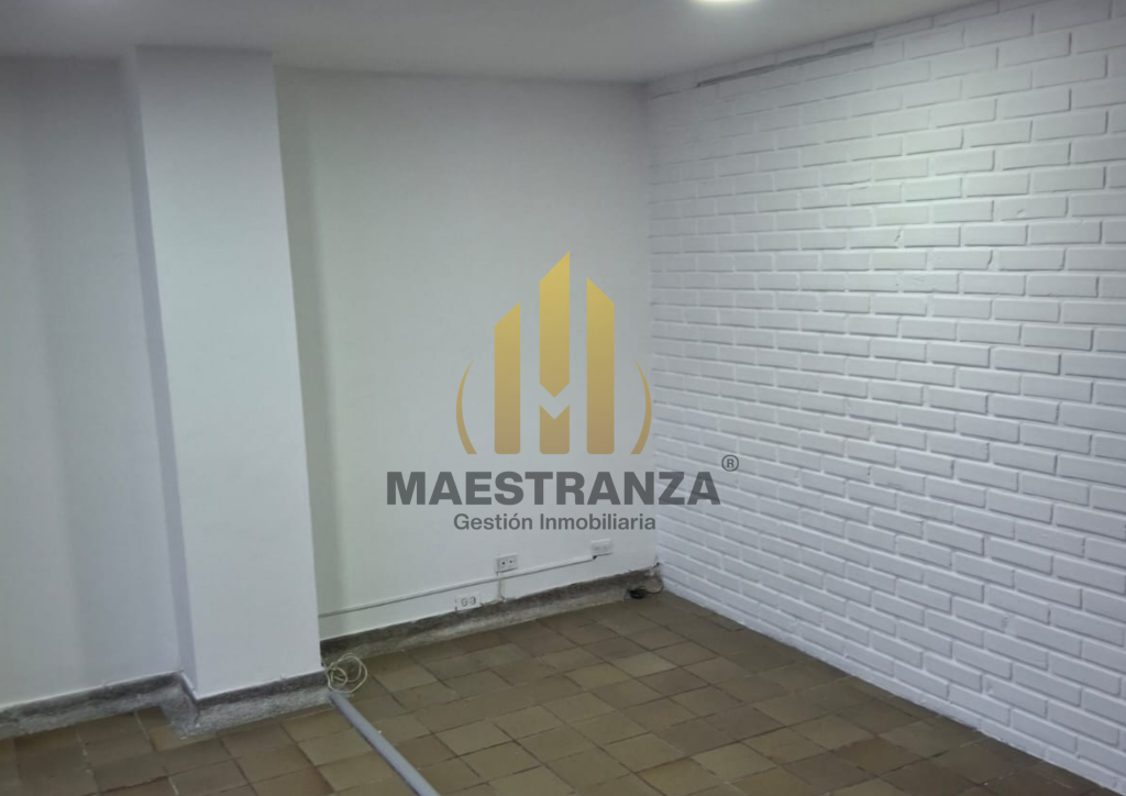 Oficina En Arriendo - Laureles, Medellín