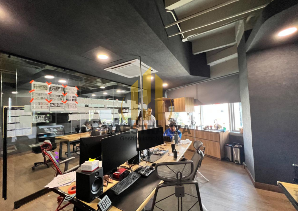 Oficina En Venta - Milla De Oro, Medellín