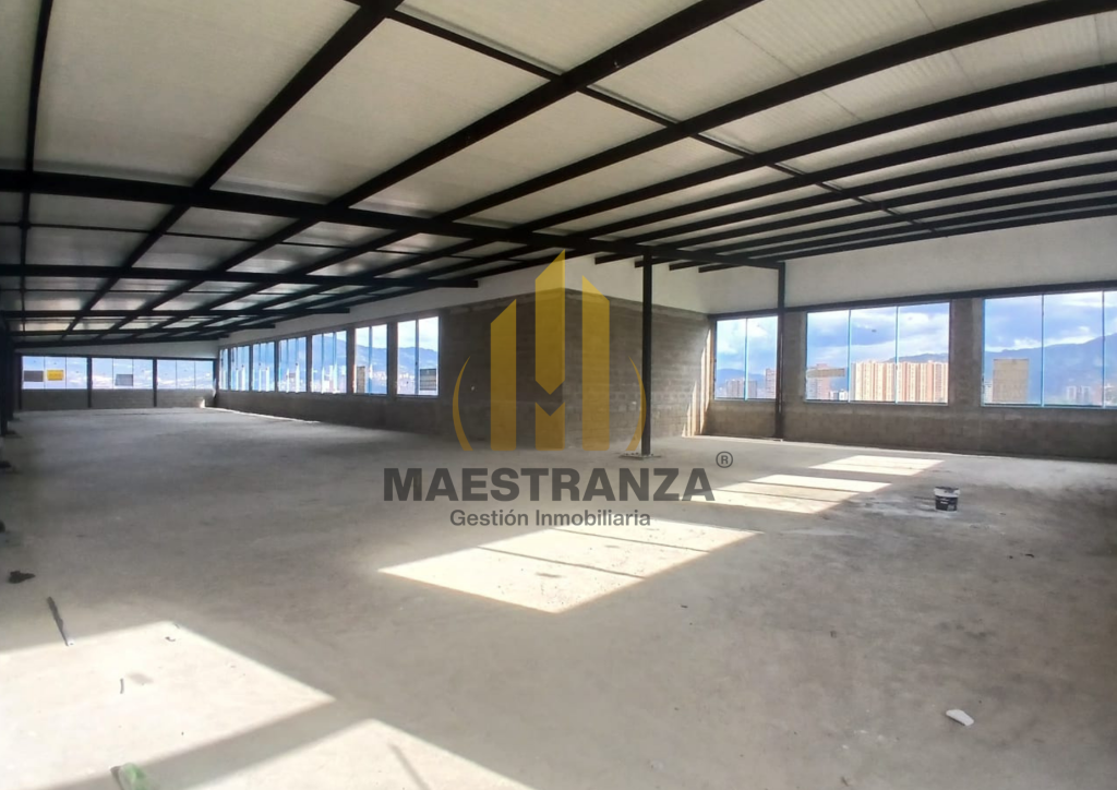 Local En Arriendo - La Campiña, Medellín