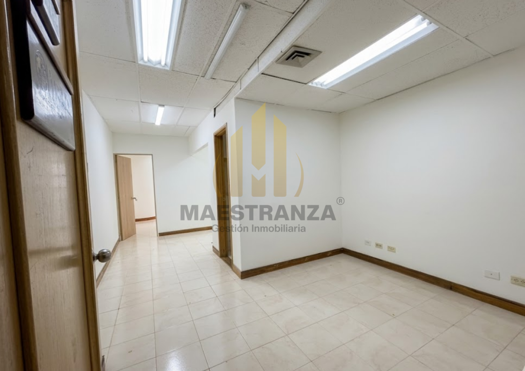 Oficina En Arriendo - Milla De Oro, Medellín