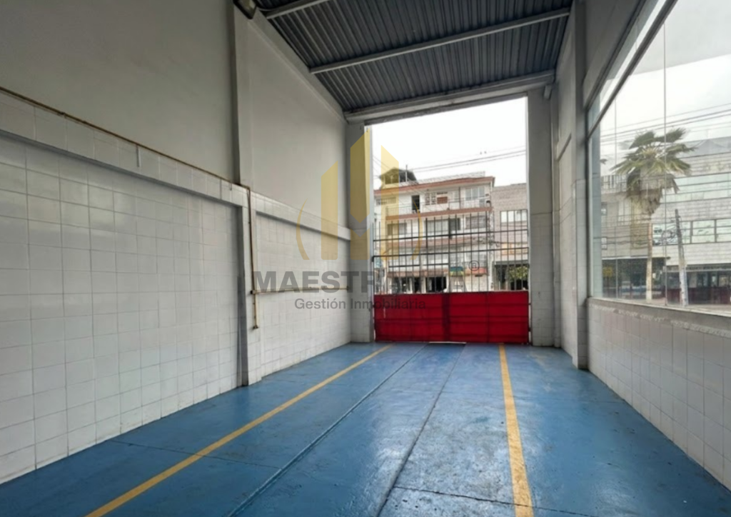 Local En Arriendo - Los Libertadores, Medellín