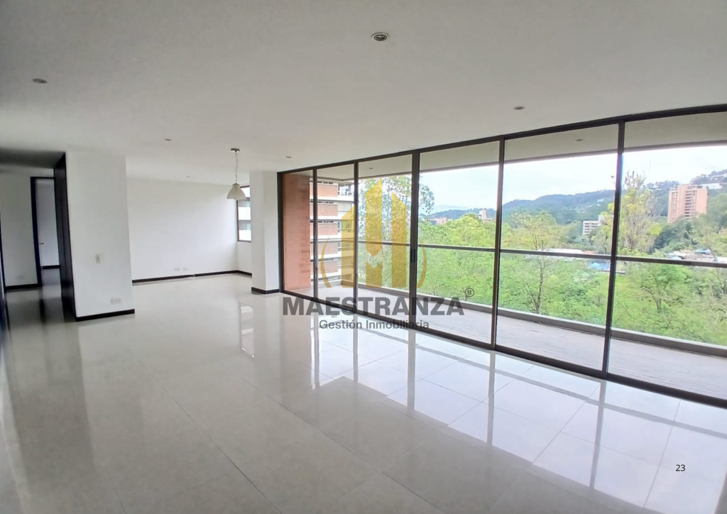 Apartamento En Arriendo - Loma Del Tesoro, Medellín