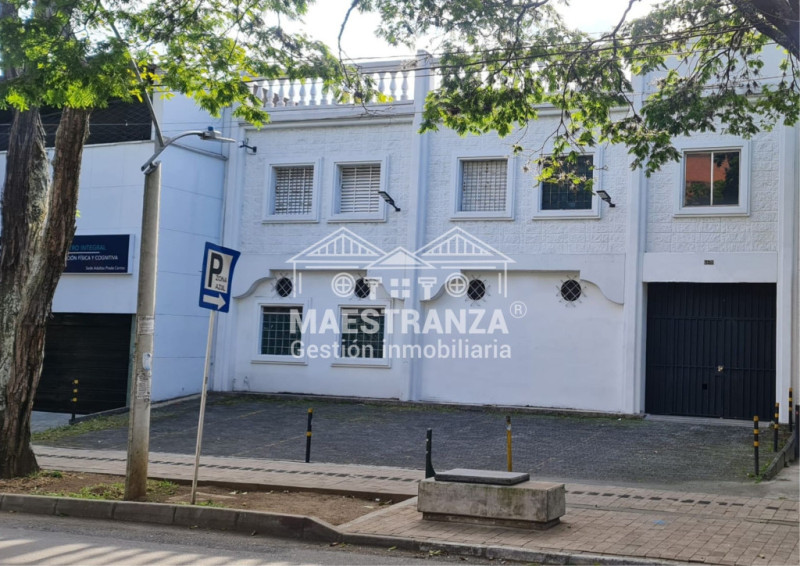 Edificio En Venta - Prado, Medellín