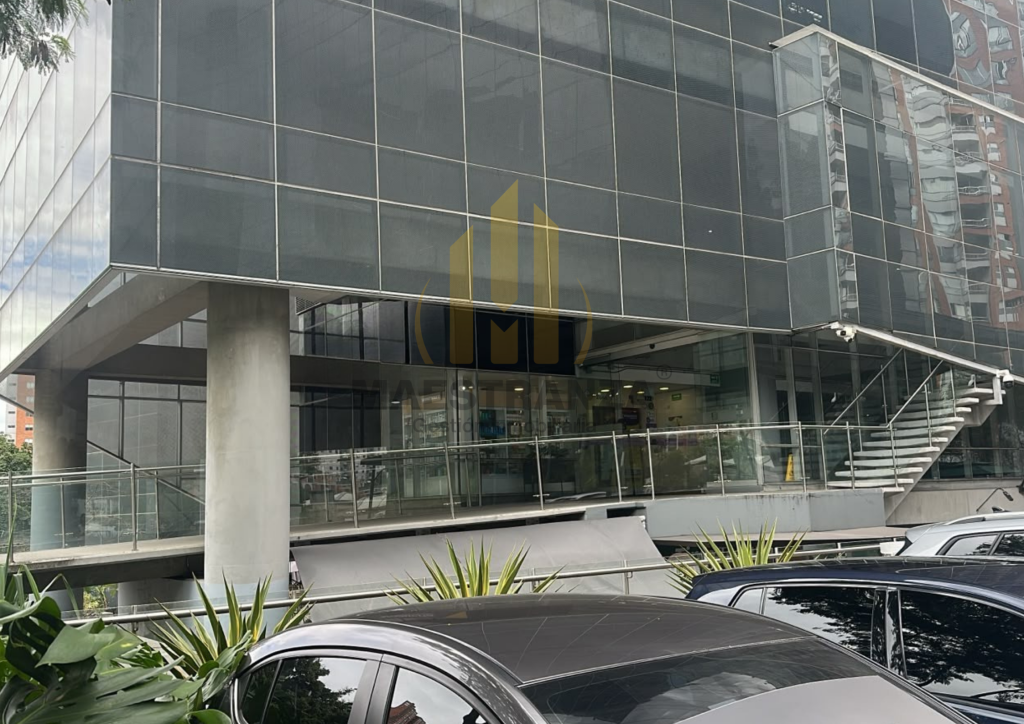 Local En Arriendo - Las Palmas, Medellín